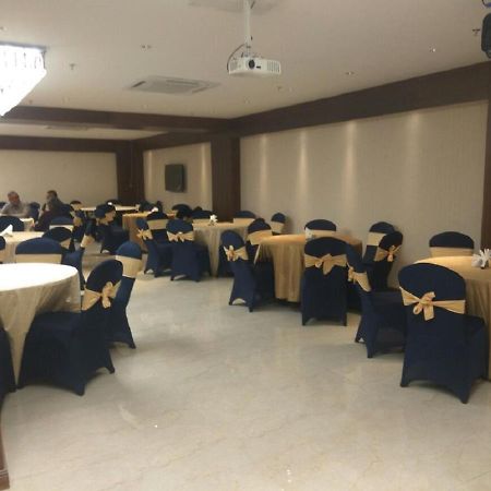 Hotel Picasso Paschim Vihar Delhi - Couple Friendly Local Ids Accepted المظهر الخارجي الصورة