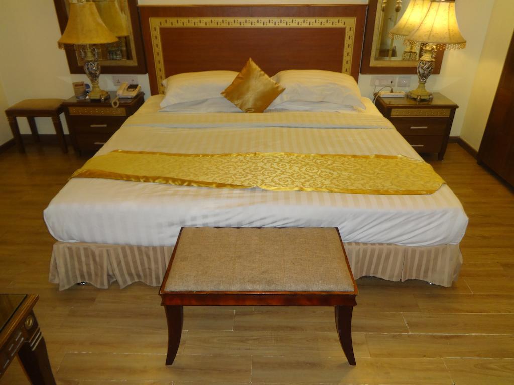 Hotel Picasso Paschim Vihar Delhi - Couple Friendly Local Ids Accepted الغرفة الصورة