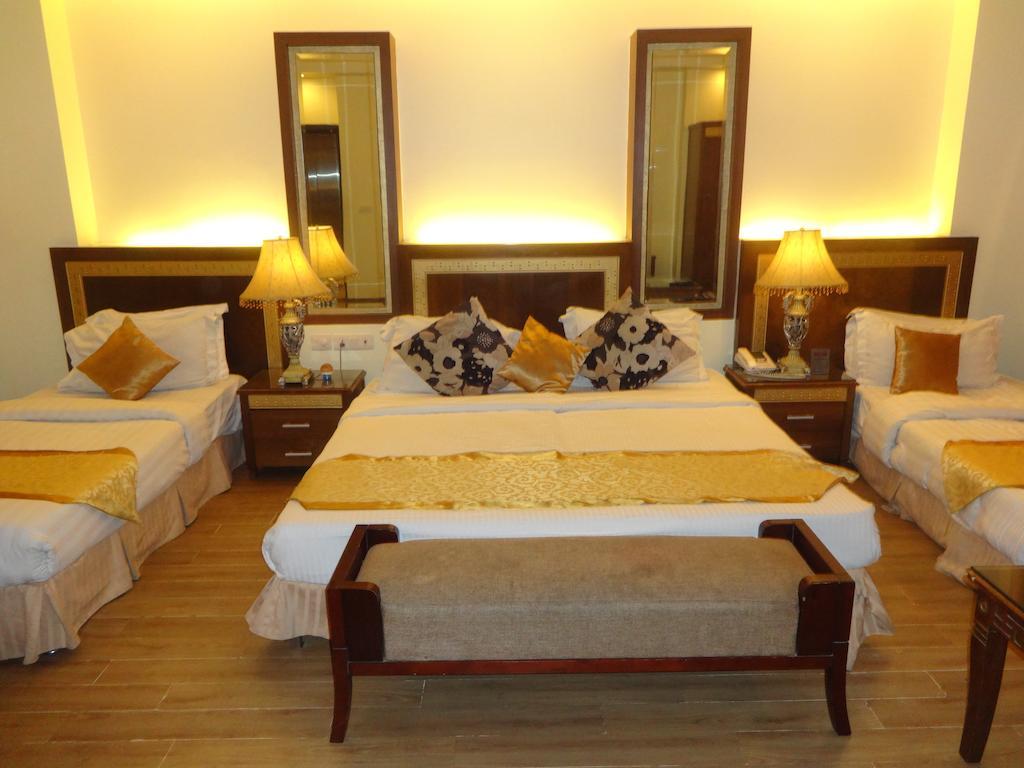 Hotel Picasso Paschim Vihar Delhi - Couple Friendly Local Ids Accepted المظهر الخارجي الصورة