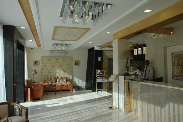 Hotel Picasso Paschim Vihar Delhi - Couple Friendly Local Ids Accepted المظهر الخارجي الصورة