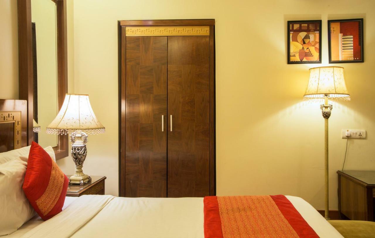 Hotel Picasso Paschim Vihar Delhi - Couple Friendly Local Ids Accepted المظهر الخارجي الصورة