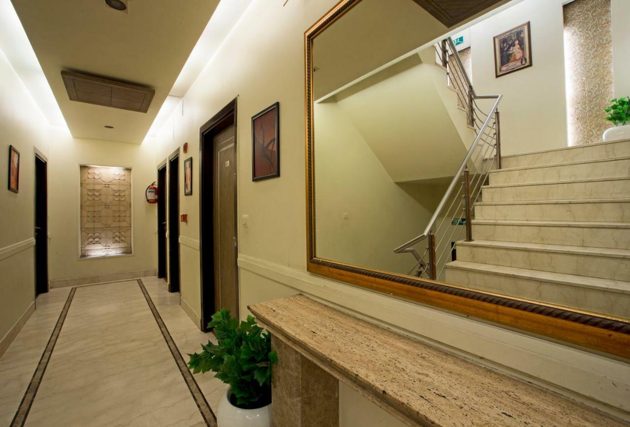 Hotel Picasso Paschim Vihar Delhi - Couple Friendly Local Ids Accepted المظهر الخارجي الصورة