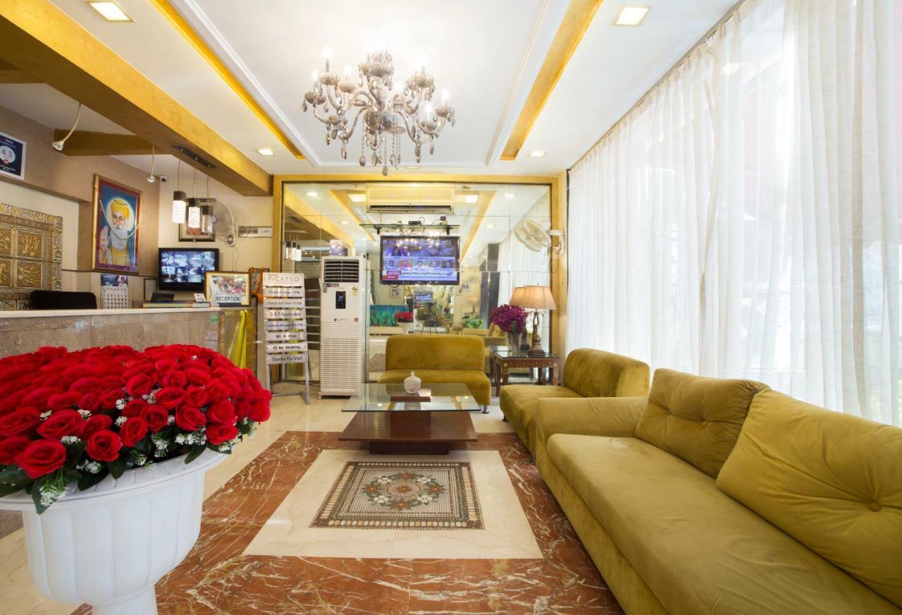 Hotel Picasso Paschim Vihar Delhi - Couple Friendly Local Ids Accepted المظهر الخارجي الصورة